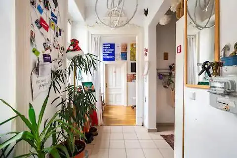 Fro-Media - Room - Backside - Community Space - Vienna